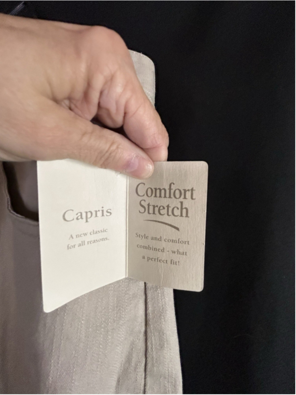 CJ Banks Comfort Stretch Khaki Capri Pants Cargo Pocket Rivets NWT 18W Plus - Picture 4 of 10